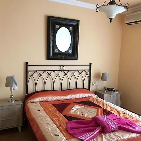 With 3 Bedrooms In Fanabe, With Furnished Terrace - 4 Km Fro * Costa Adeje (Tenerife)